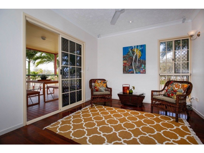 27 The Esplanade, Pallarenda QLD 4810