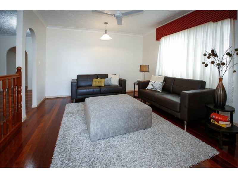 27 The Esplanade, Pallarenda QLD 4810