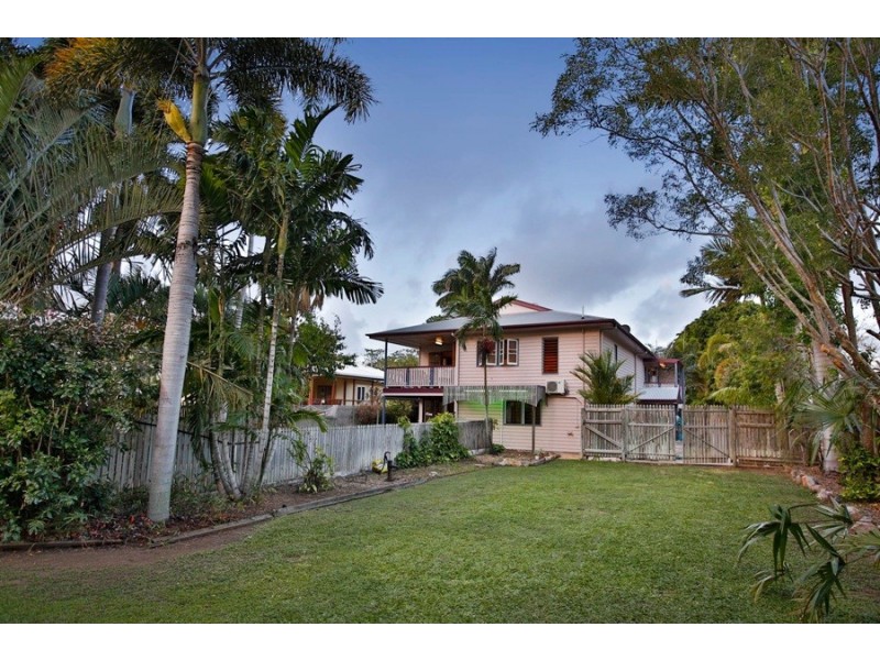 55 Quinn Street, Rosslea QLD 4812