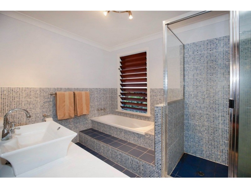 55 Quinn Street, Rosslea QLD 4812