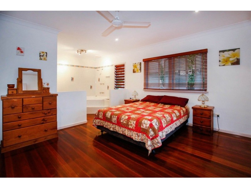 55 Quinn Street, Rosslea QLD 4812