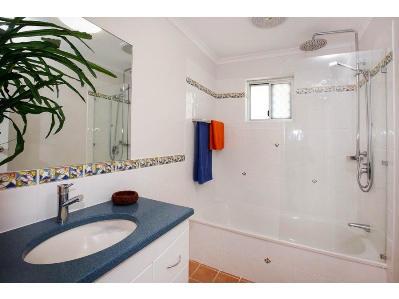 136 Albert Street, Cranbrook QLD 4814