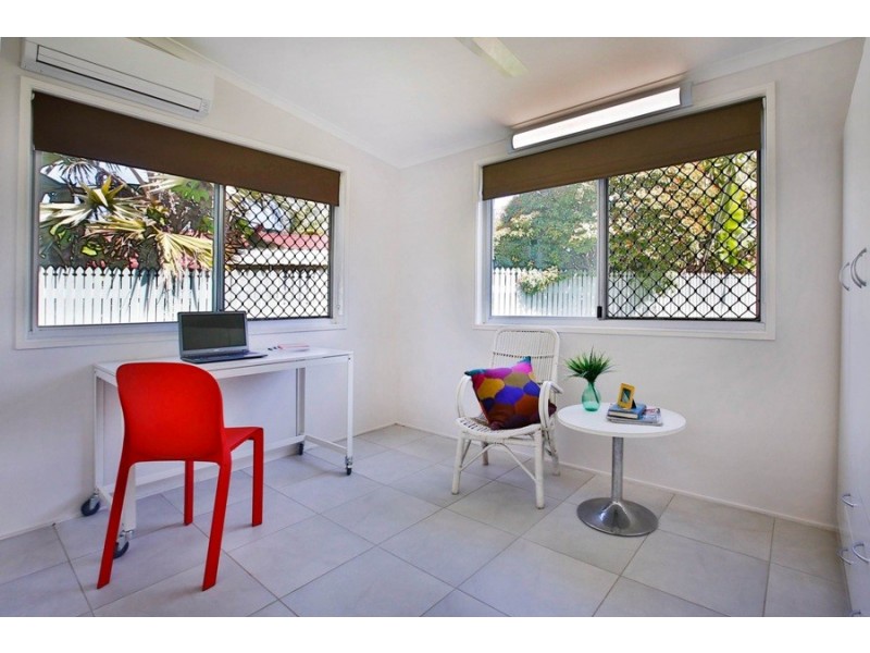 136 Albert Street, Cranbrook QLD 4814