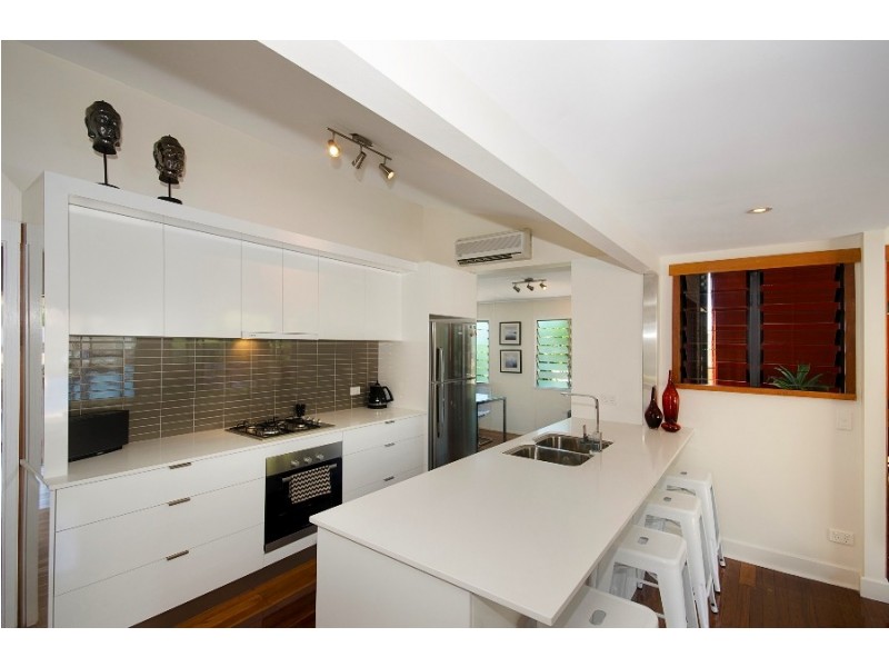 42 Stokes Street, Townsville City QLD 4810