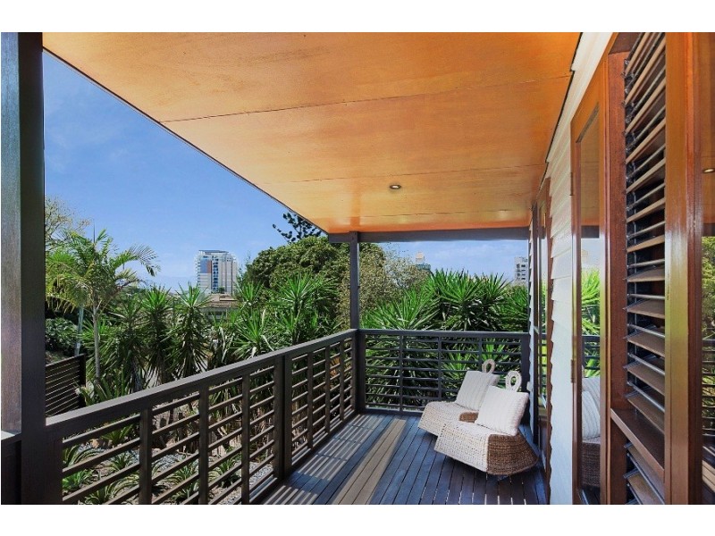 42 Stokes Street, Townsville City QLD 4810