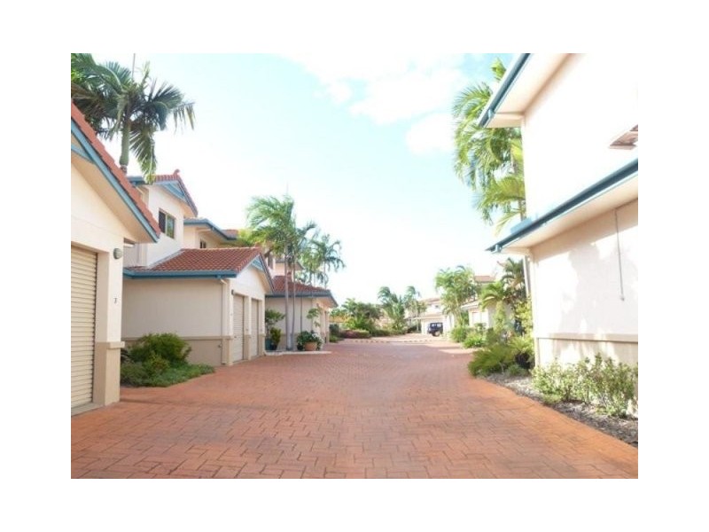 5/30-32 Martinez Avenue, West End QLD 4810
