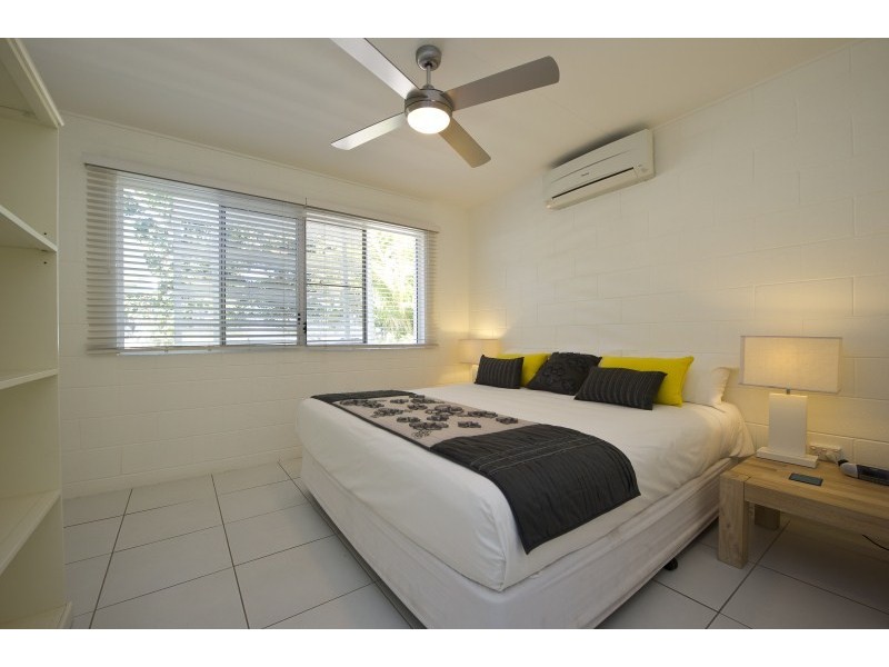 32 Marine Pde, Arcadia, Magnetic Island QLD 4819