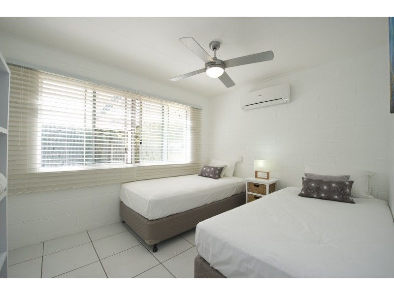 32 Marine Pde, Arcadia, Magnetic Island QLD 4819