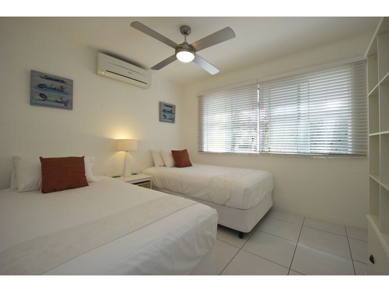 32 Marine Pde, Arcadia, Magnetic Island QLD 4819