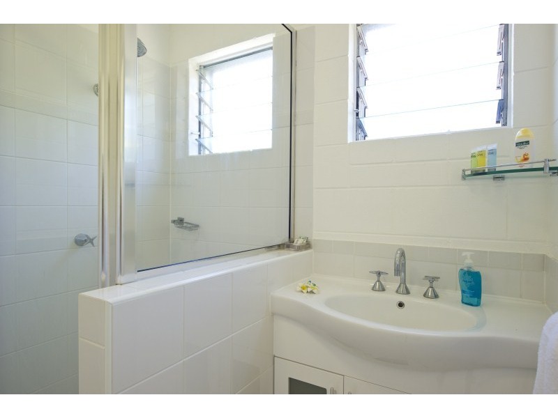 32 Marine Pde, Arcadia, Magnetic Island QLD 4819