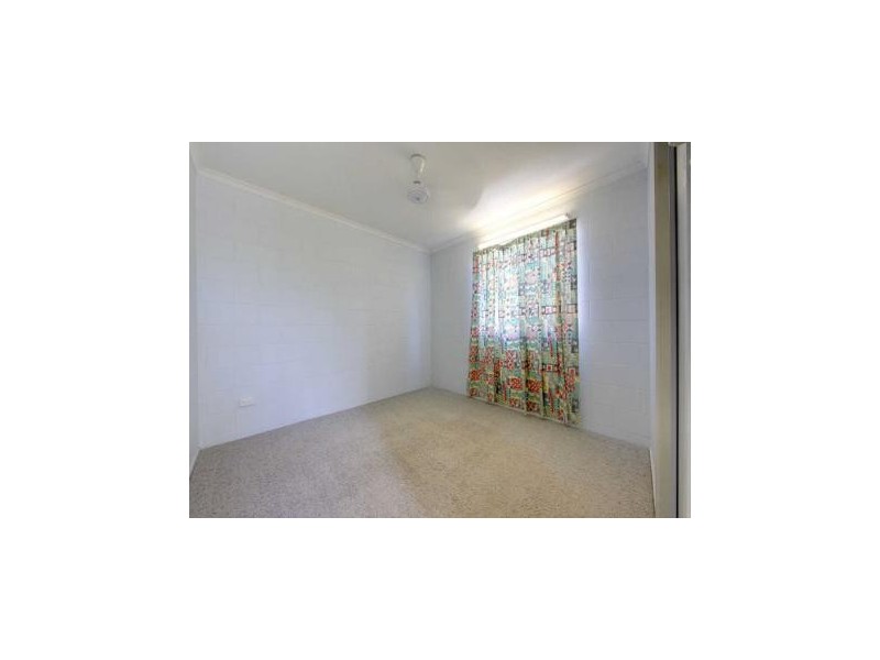 1/76 Paxton Street, North Ward QLD 4810