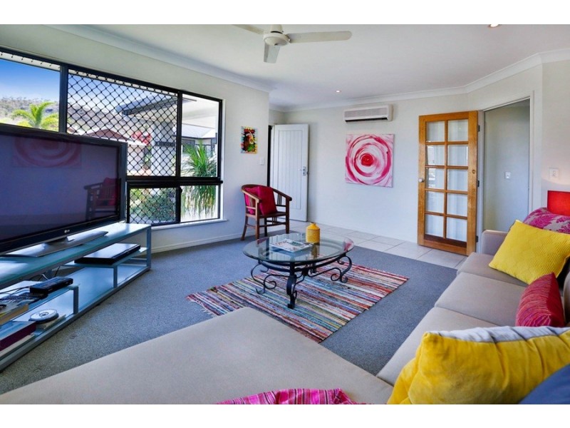 15 Lockyer Place, Mount Louisa QLD 4814