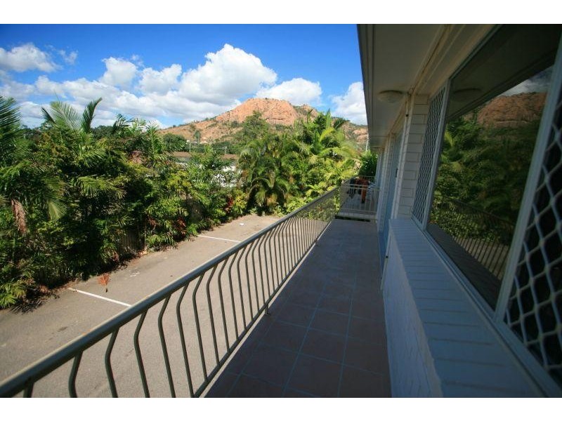 8/70 Eyre Street, Townsville City QLD 4810