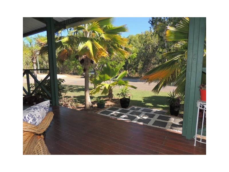 2 Corica Crescent, Horseshoe Bay, Magnetic Island QLD 4819