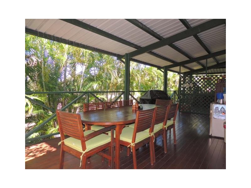 2 Corica Crescent, Horseshoe Bay, Magnetic Island QLD 4819