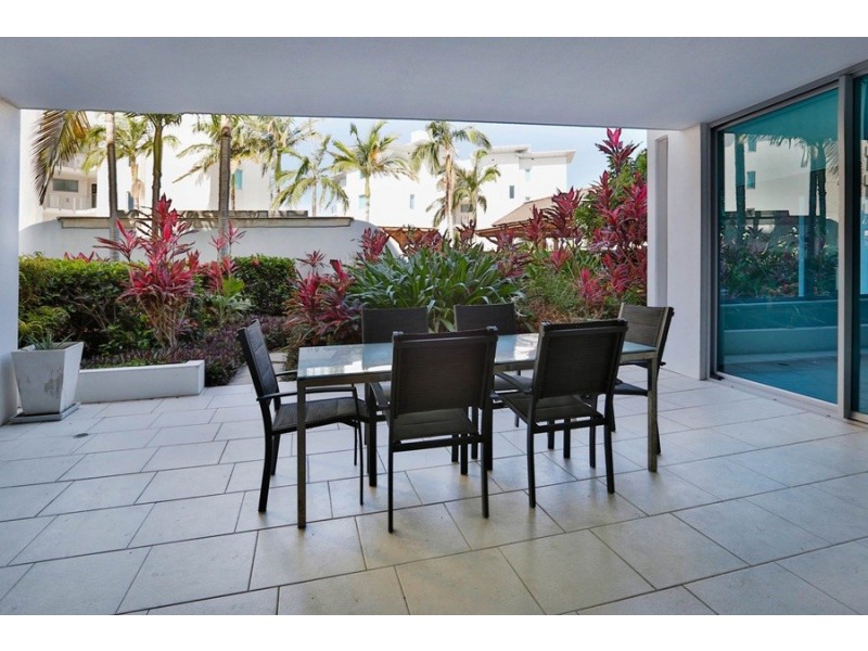 303/72-74 The Strand, North Ward QLD 4810