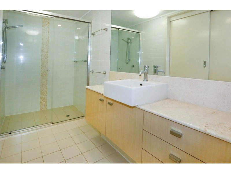 303/72-74 The Strand, North Ward QLD 4810