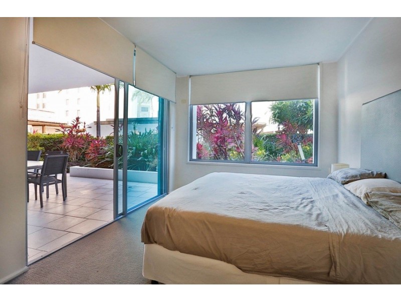 303/72-74 The Strand, North Ward QLD 4810