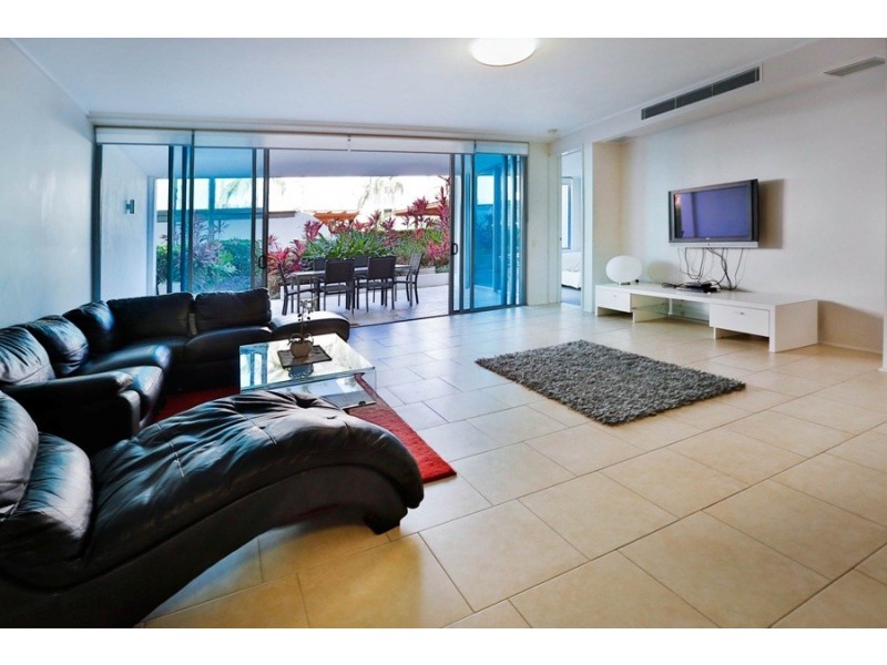 303/72-74 The Strand, North Ward QLD 4810