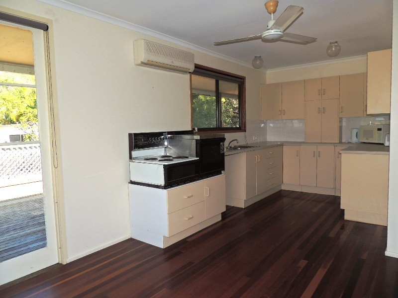 12 Somerset Street,, Horseshoe Bay QLD 4819