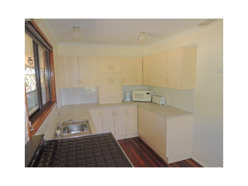 12 Somerset Street,, Horseshoe Bay QLD 4819