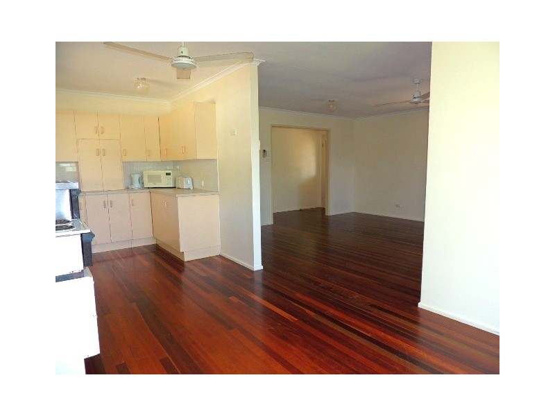 12 Somerset Street,, Horseshoe Bay QLD 4819