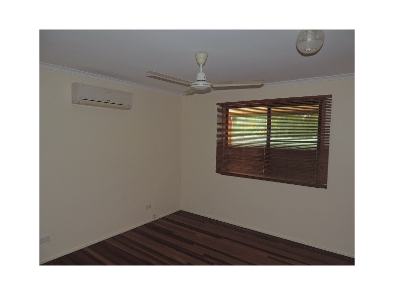 12 Somerset Street,, Horseshoe Bay QLD 4819