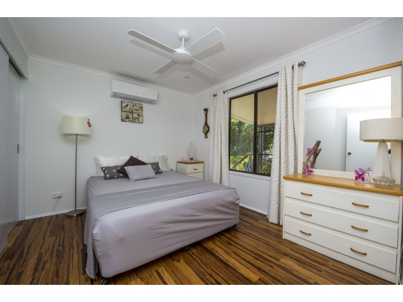 33 Marine Parade, Arcadia, Magnetic Island QLD 4819
