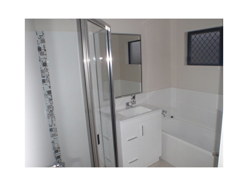 28 Kroymans Drive, Mount Louisa QLD 4814