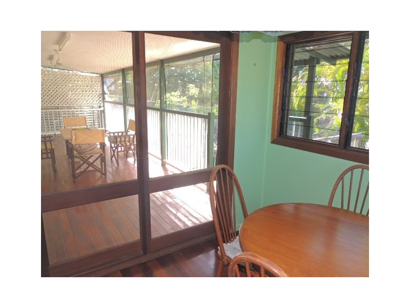 33 Compass Crescent, Nelly Bay, Magnetic Island QLD 4819