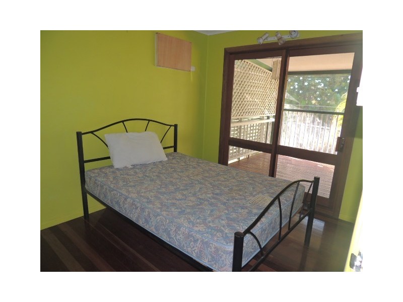 33 Compass Crescent, Nelly Bay, Magnetic Island QLD 4819