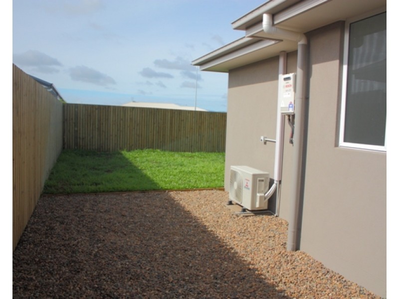 21 Yanuca Street, Burdell QLD 4818