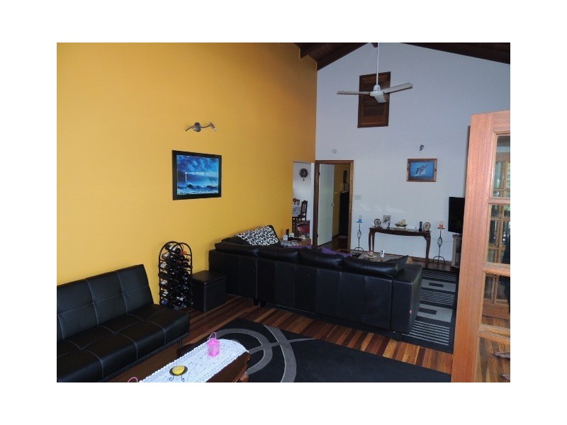 92 Mandalay Avenue, Nelly Bay QLD 4819