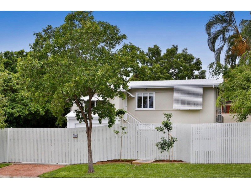 17 Evans Street, Belgian Gardens QLD 4810