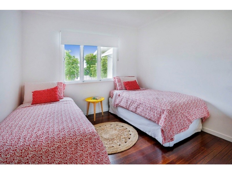 17 Evans Street, Belgian Gardens QLD 4810