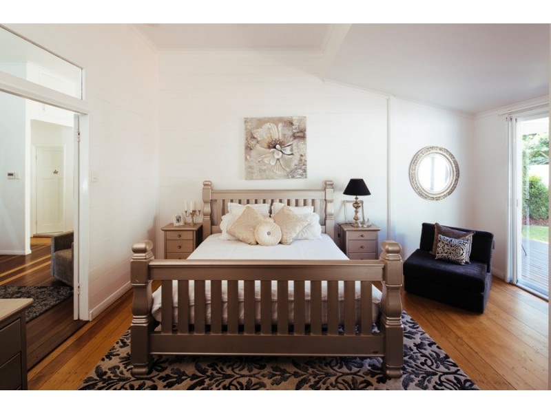 34 Paxton Street, North Ward QLD 4810