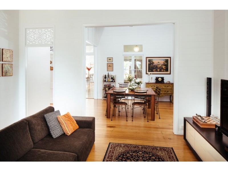 34 Paxton Street, North Ward QLD 4810