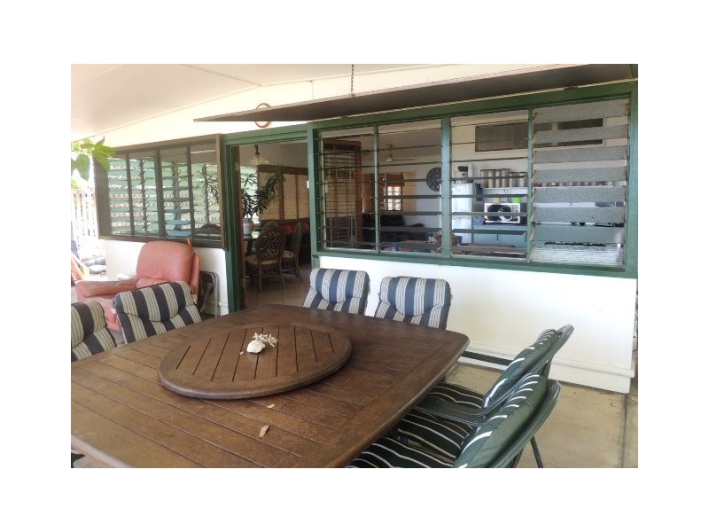 10 Henry Lawson Street, HORSESHOE BAY, Magnetic Island QLD 4819