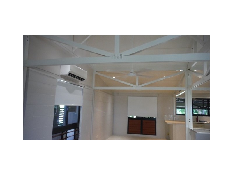 101 Cay Street, Saunders Beach QLD 4818