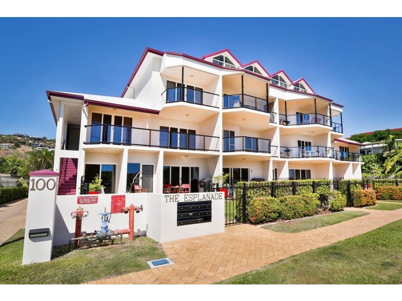 9/100 The Esplanade, Belgian Gardens QLD 4810