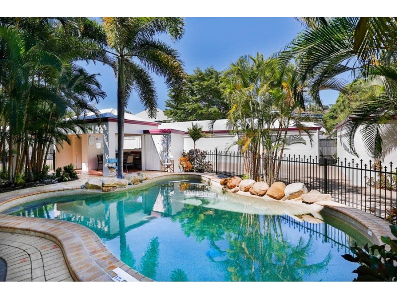 9/100 The Esplanade, Belgian Gardens QLD 4810