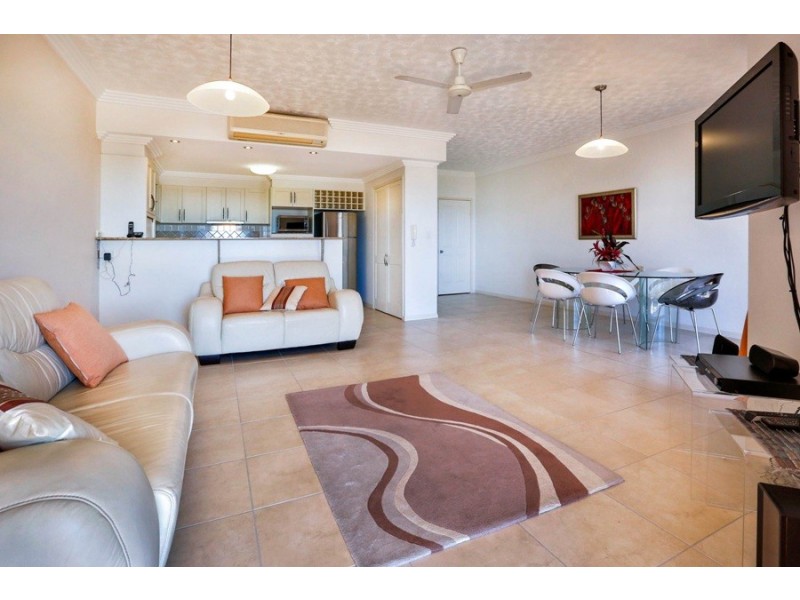 9/100 The Esplanade, Belgian Gardens QLD 4810