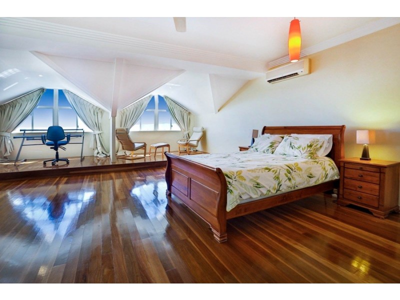 9/100 The Esplanade, Belgian Gardens QLD 4810