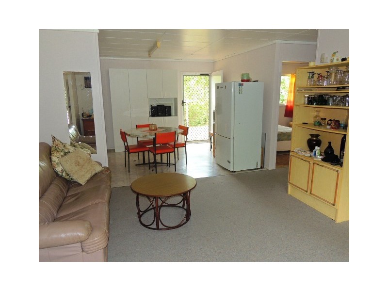 18 Mirimar Crescent, Arcadia, Magnetic Island QLD 4819