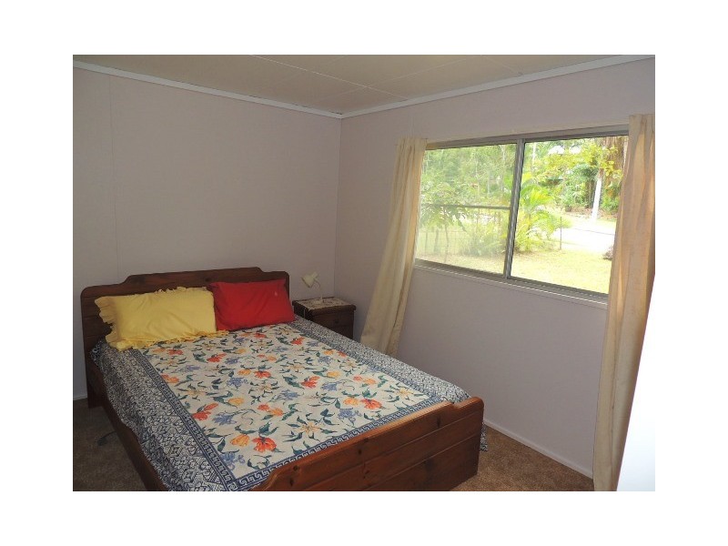 18 Mirimar Crescent, Arcadia, Magnetic Island QLD 4819