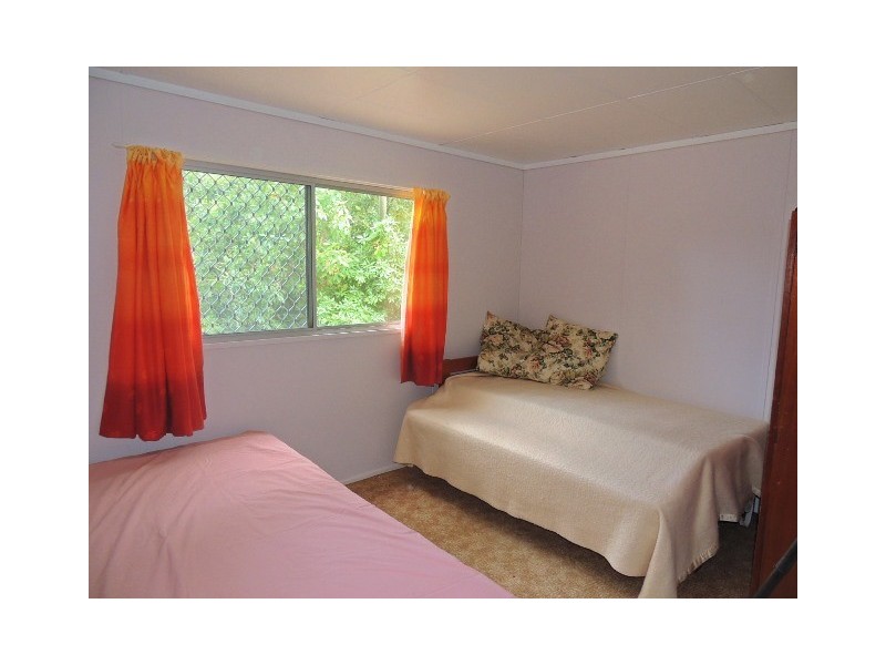 18 Mirimar Crescent, Arcadia, Magnetic Island QLD 4819