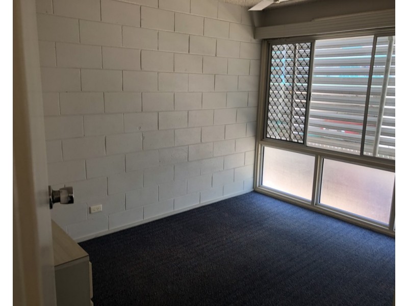 5/104 The Strand, North Ward QLD 4810