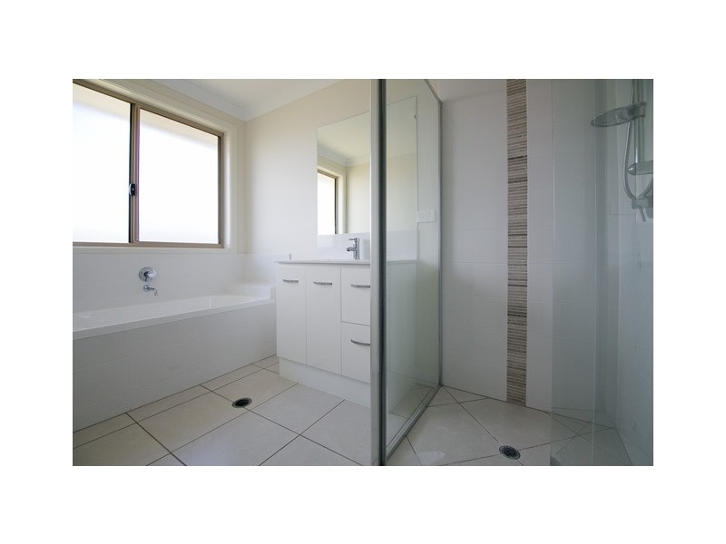5 Nyota Street, Burdell QLD 4818