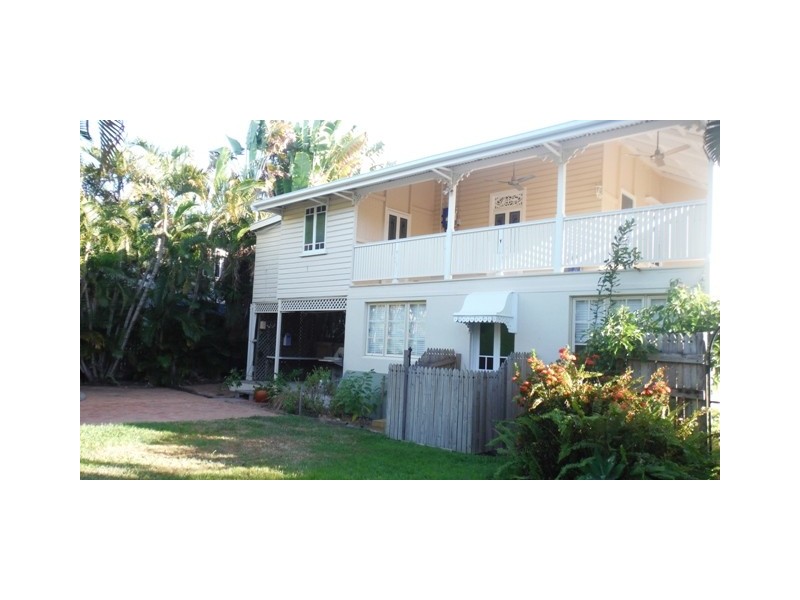 122 Mitchell Street, North Ward QLD 4810