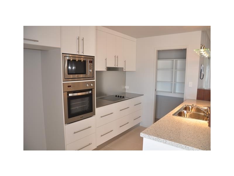 8.03/122 Walker Street, Townsville City QLD 4810